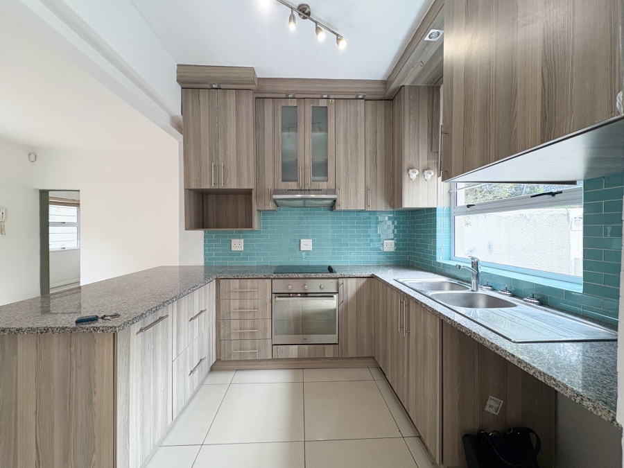 2 Bedroom Property for Sale in Oranjezicht Western Cape